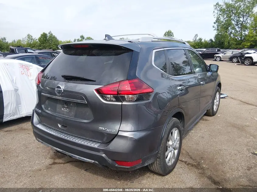 2017 NISSAN ROGUE SV