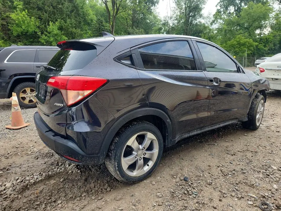 2018 HONDA HR-V LX  