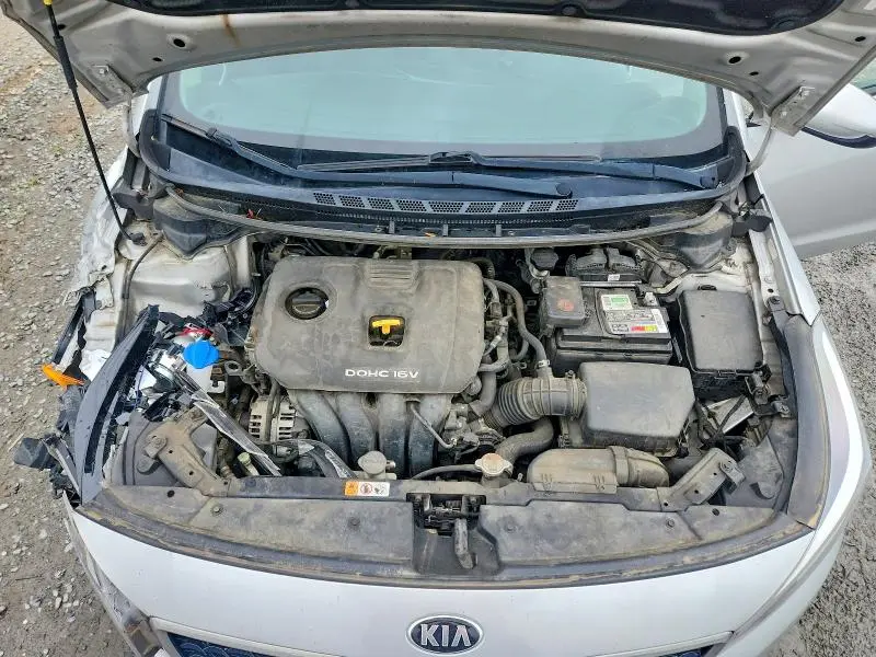 2017 KIA FORTE LX  