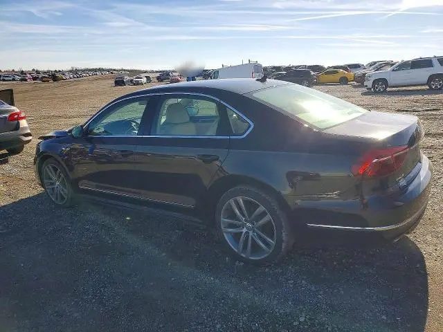 2017 VOLKSWAGEN PASSAT R-LINE  