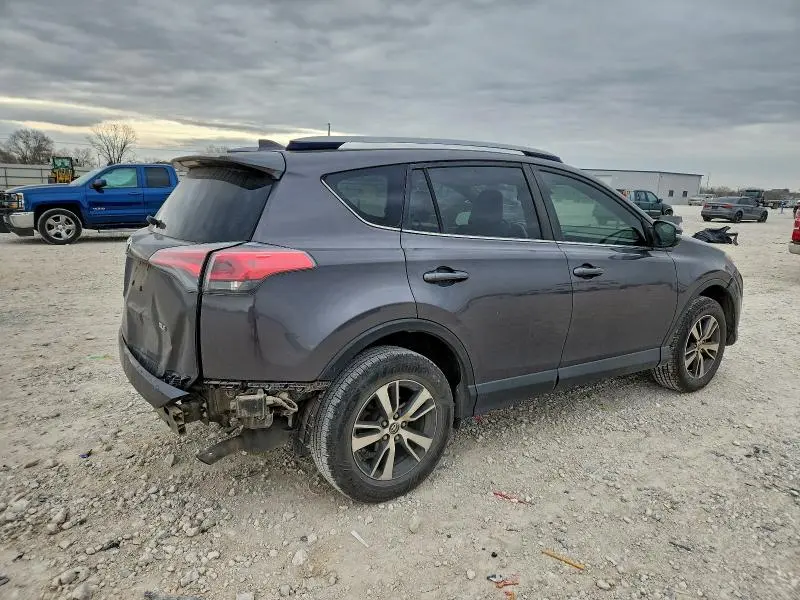 2017 TOYOTA RAV4 XLE  