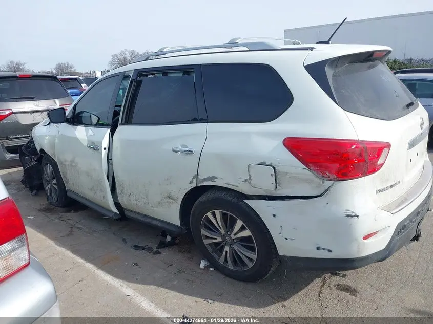 2017 NISSAN PATHFINDER SV