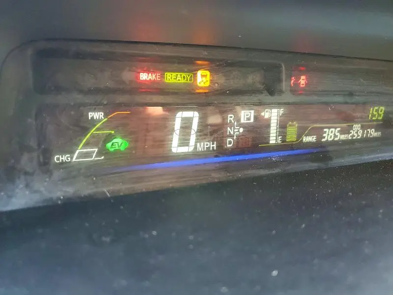 2014 TOYOTA PRIUS V TWO  