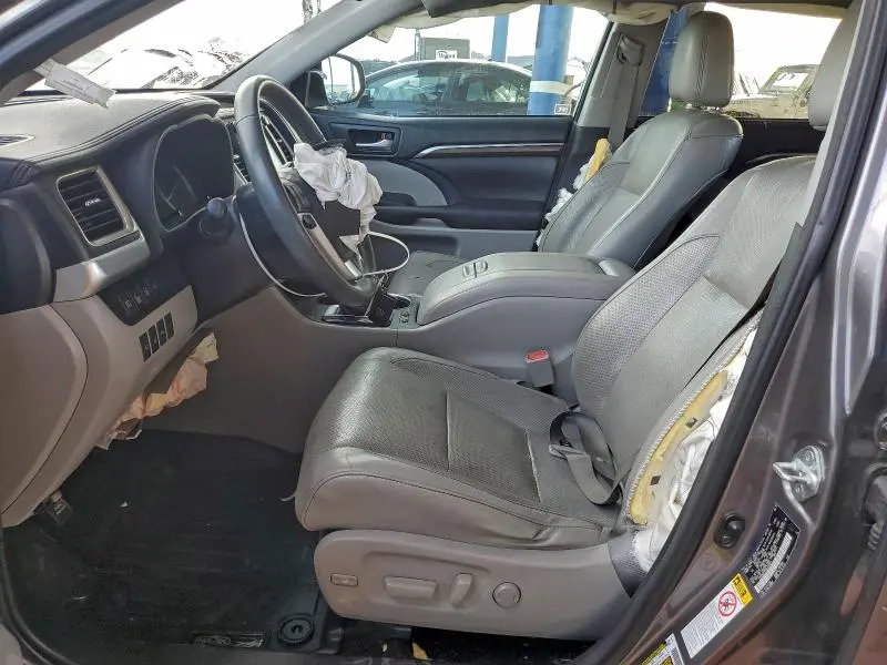 2016 TOYOTA HIGHLANDER LIMITED  