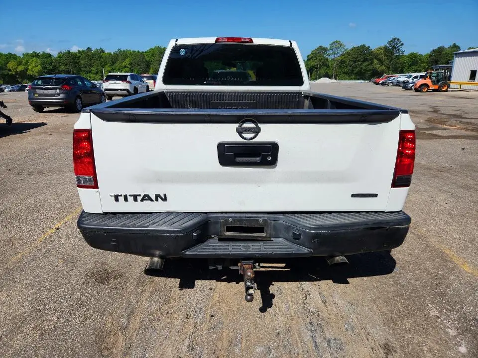 2015 NISSAN TITAN S  