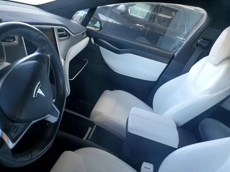 2017 TESLA MODEL X   