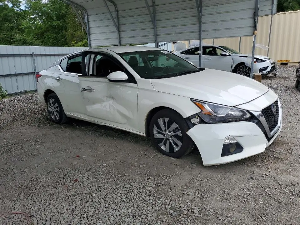 2021 NISSAN ALTIMA S  