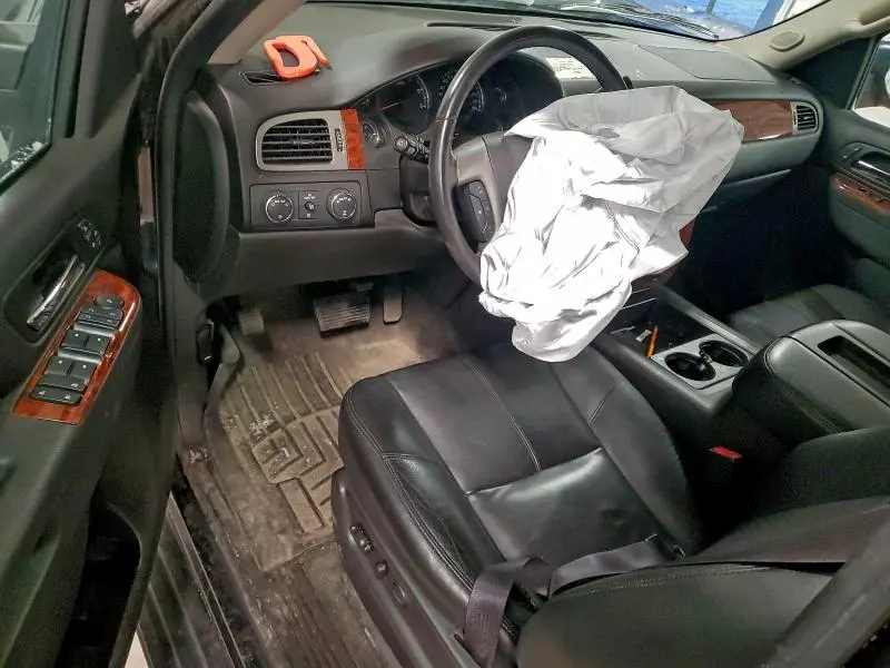 2013 CHEVROLET SUBURBAN K1500 LT  