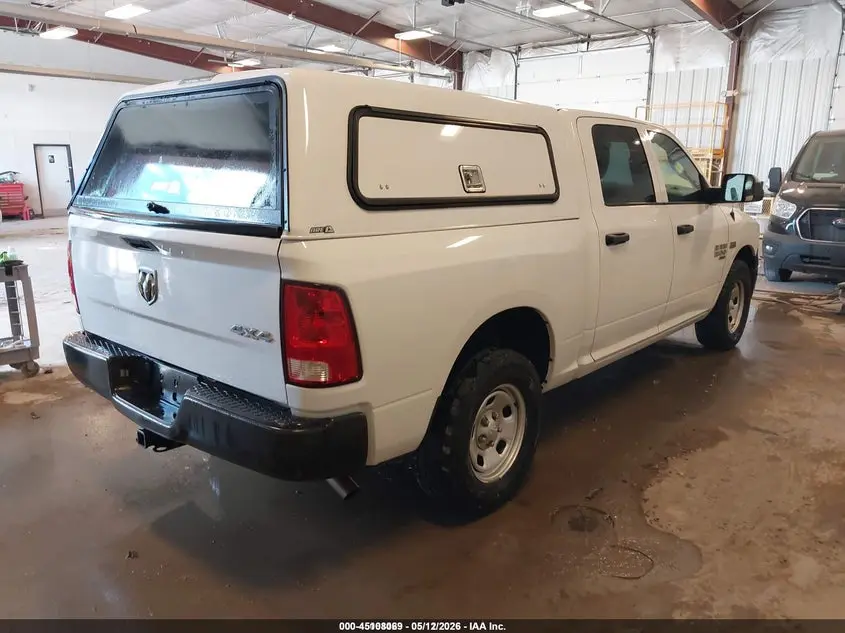 2020 RAM 1500 CLASSIC TRADESMAN  4X4 5'7 BOX