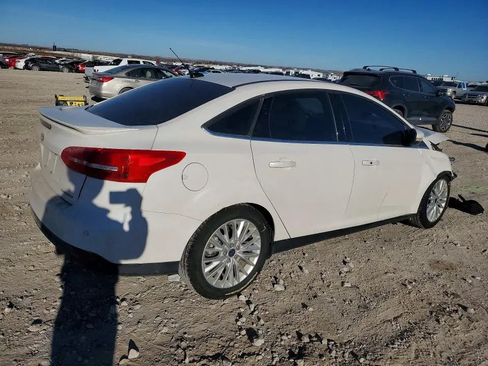2017 FORD FOCUS TITANIUM  