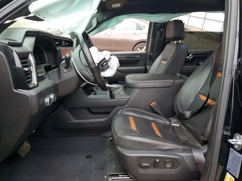 2024 GMC SIERRA K2500 AT4  