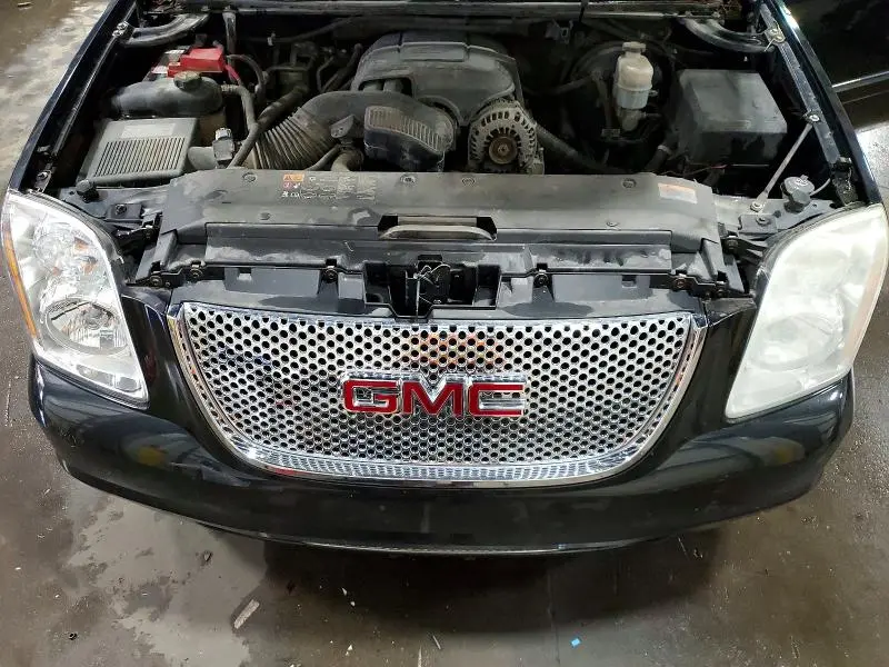 2011 GMC YUKON XL DENALI  