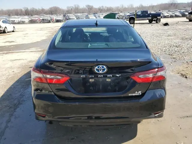 2021 TOYOTA CAMRY LE  