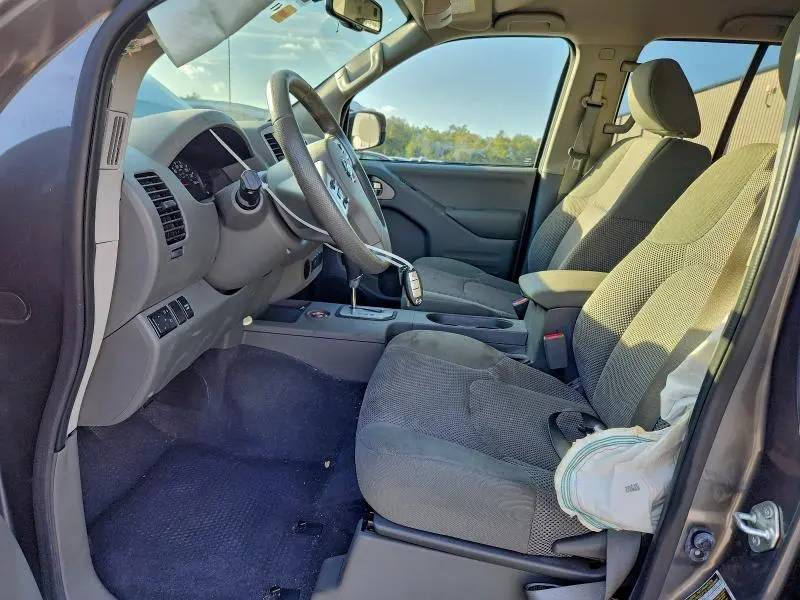 2021 NISSAN FRONTIER S  