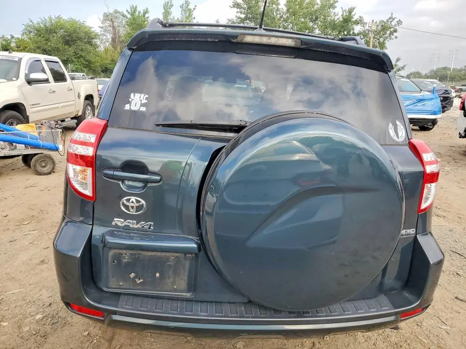 2011 TOYOTA RAV4 BASE  