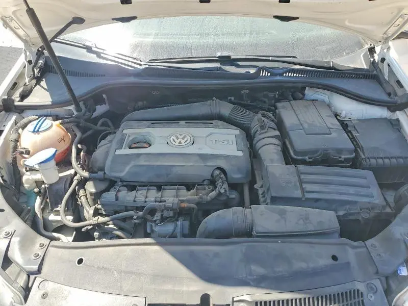 2013 VOLKSWAGEN GTI   