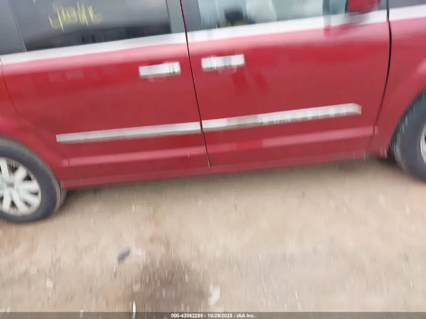 2016 CHRYSLER TOWN & COUNTRY TOURING