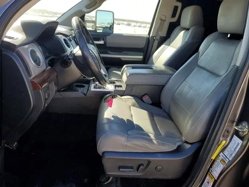 2017 TOYOTA TUNDRA LIMITED  