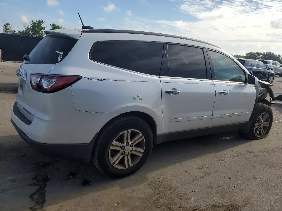 2016 CHEVROLET TRAVERSE LT  
