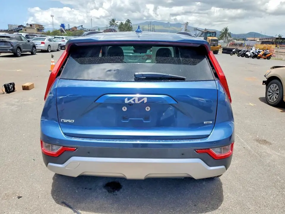 2023 KIA NIRO EX  