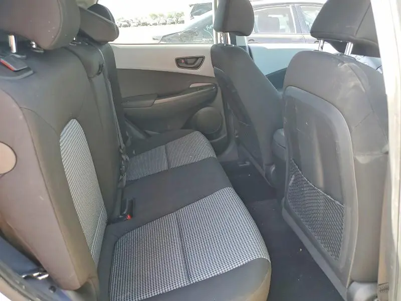 2018 HYUNDAI KONA SEL  