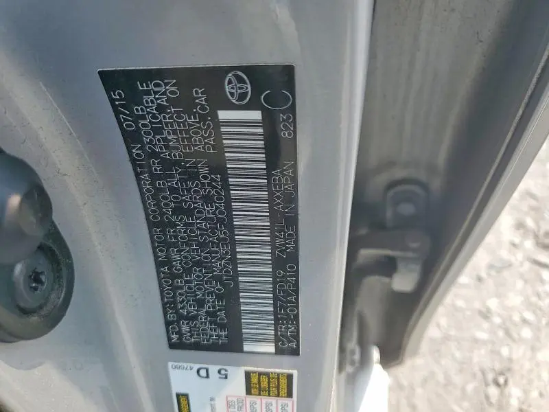 2015 TOYOTA PRIUS   