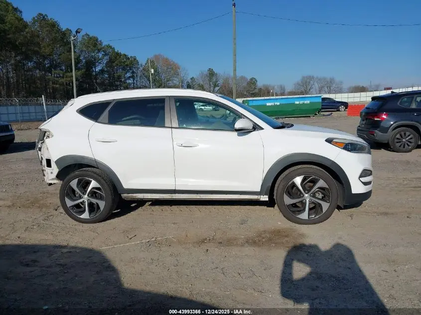 2016 HYUNDAI TUCSON SPORT