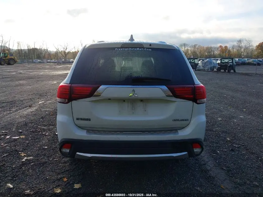 2017 MITSUBISHI OUTLANDER ES