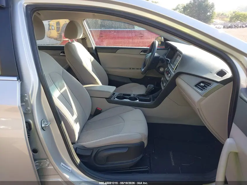 2019 HYUNDAI SONATA SE