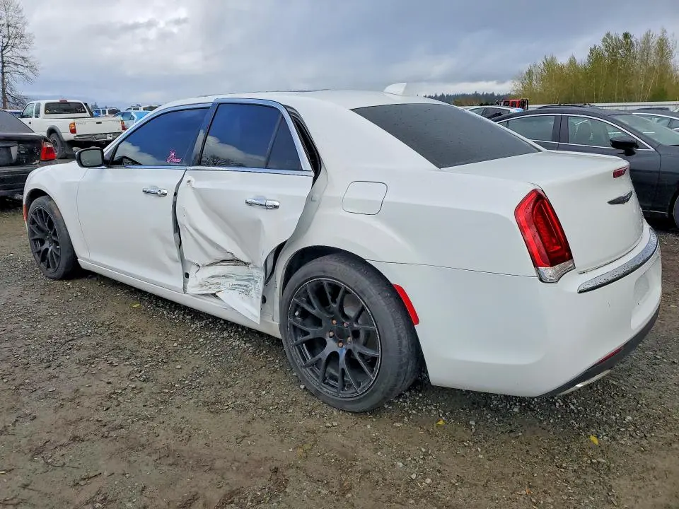 2017 CHRYSLER 300C   