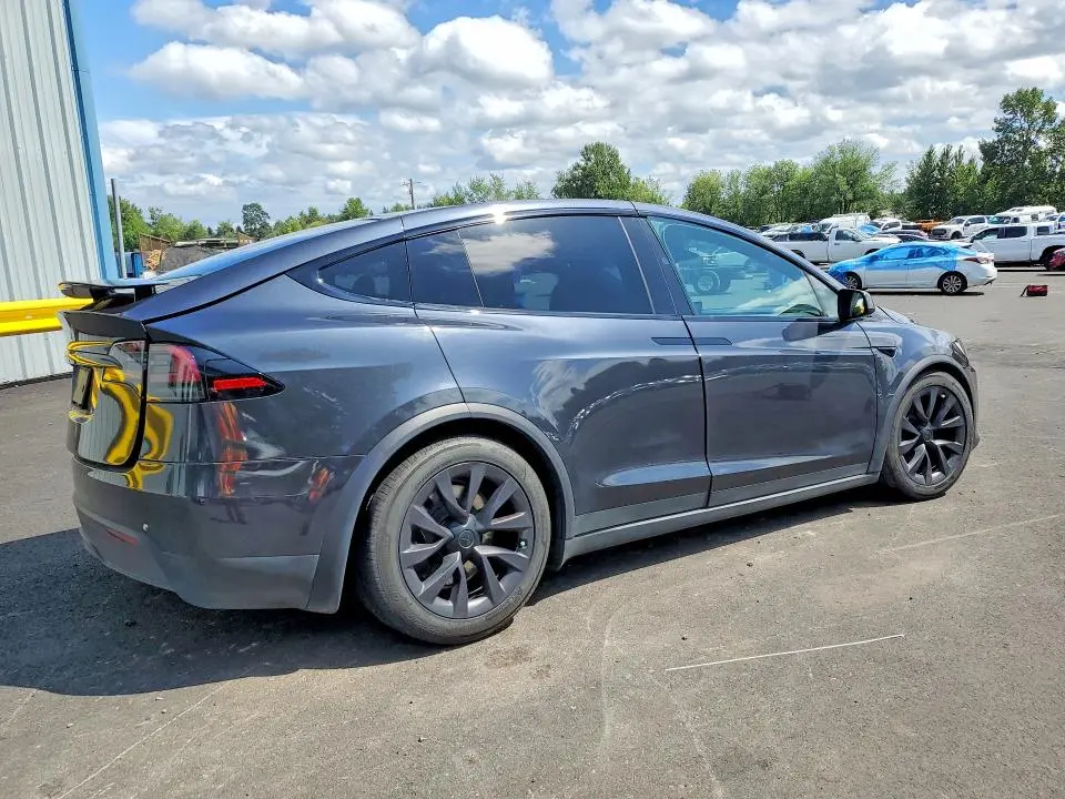 2024 TESLA MODEL X   