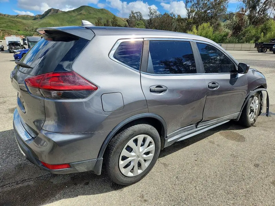 2019 NISSAN ROGUE S  