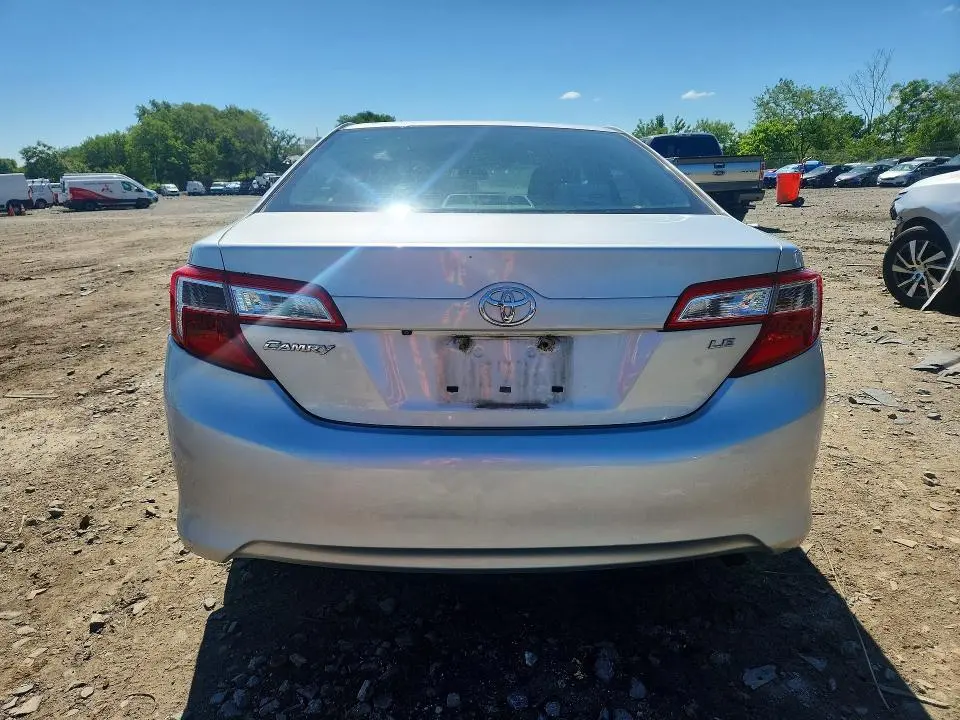 2014 TOYOTA CAMRY LE  