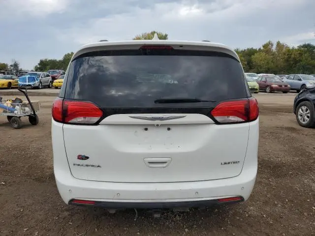 2018 CHRYSLER PACIFICA LIMITED  
