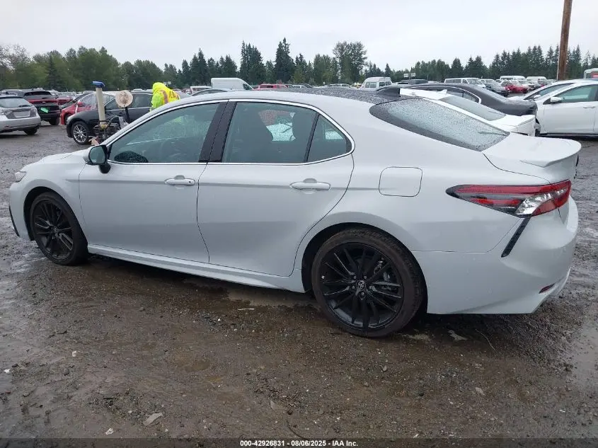 2024 TOYOTA CAMRY XSE