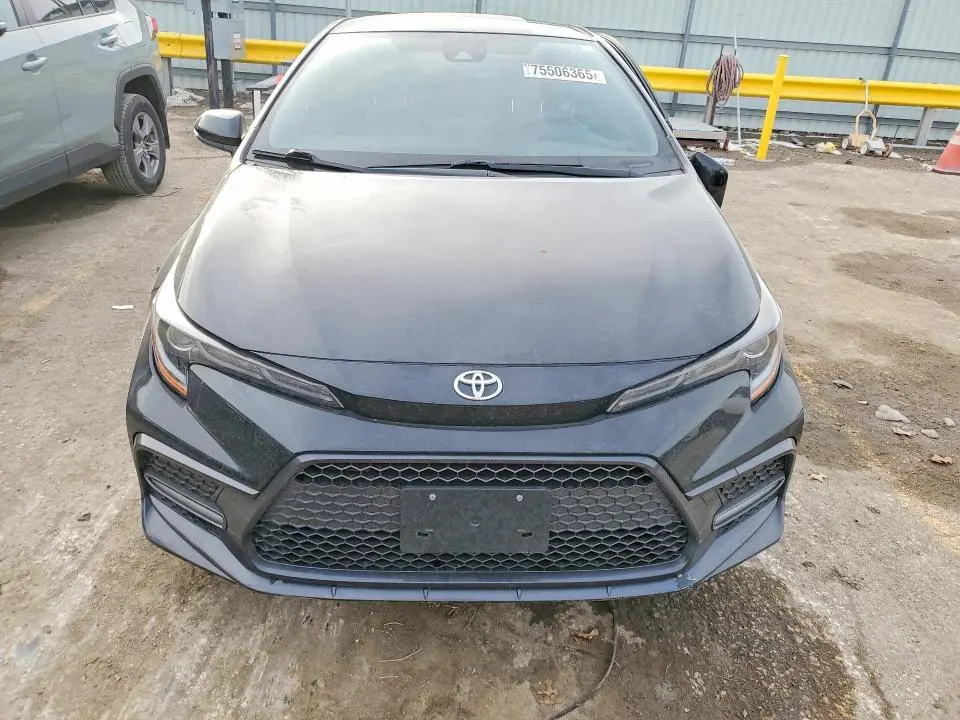 2022 TOYOTA COROLLA SE  