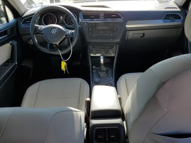 2020 VOLKSWAGEN TIGUAN SE  