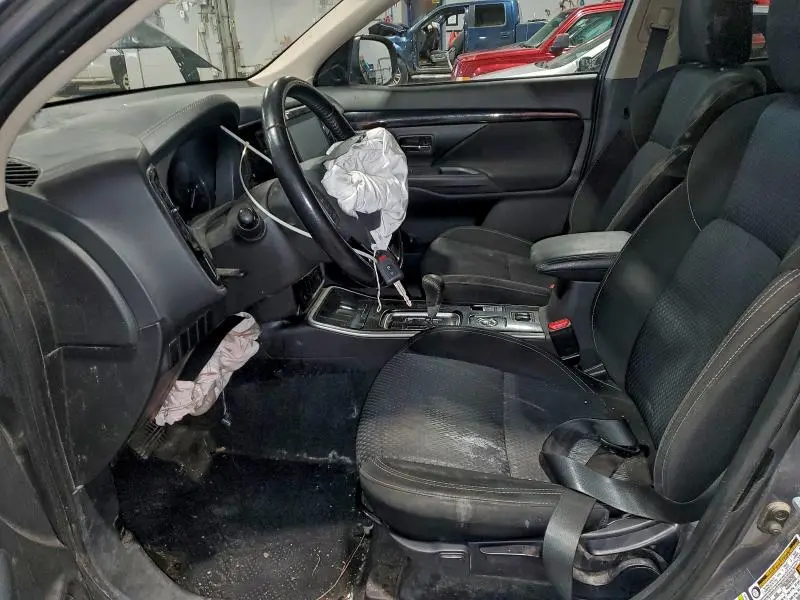 2020 MITSUBISHI OUTLANDER ES  