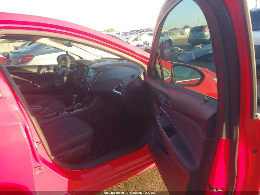 2017 CHEVROLET CRUZE LT AUTO