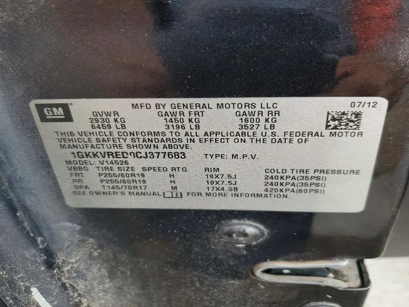2012 GMC ACADIA SLT-1  