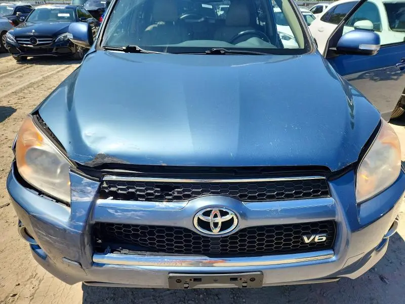 2010 TOYOTA RAV4 LIMITED  