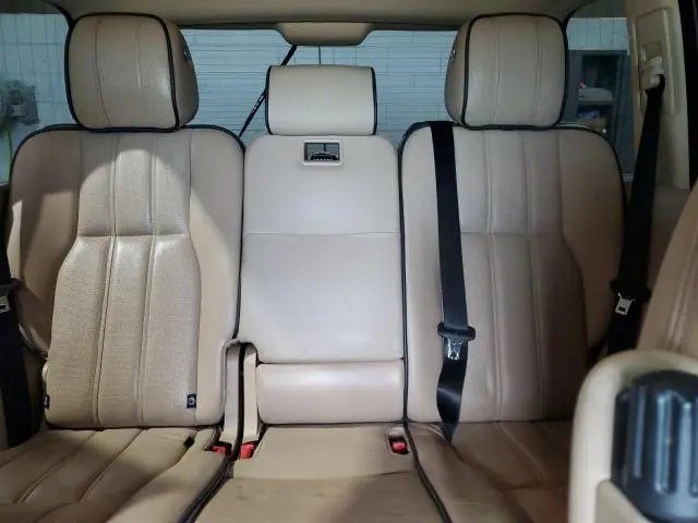 2011 LAND ROVER RANGE ROVER HSE LUXURY  