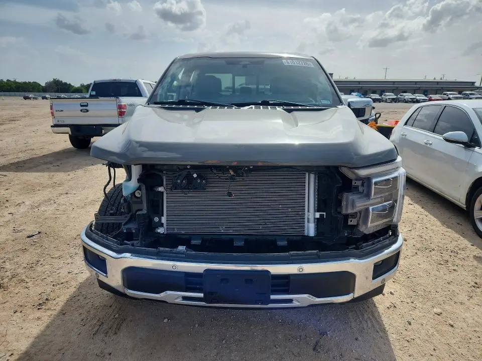 2025 FORD F150 LARIAT  
