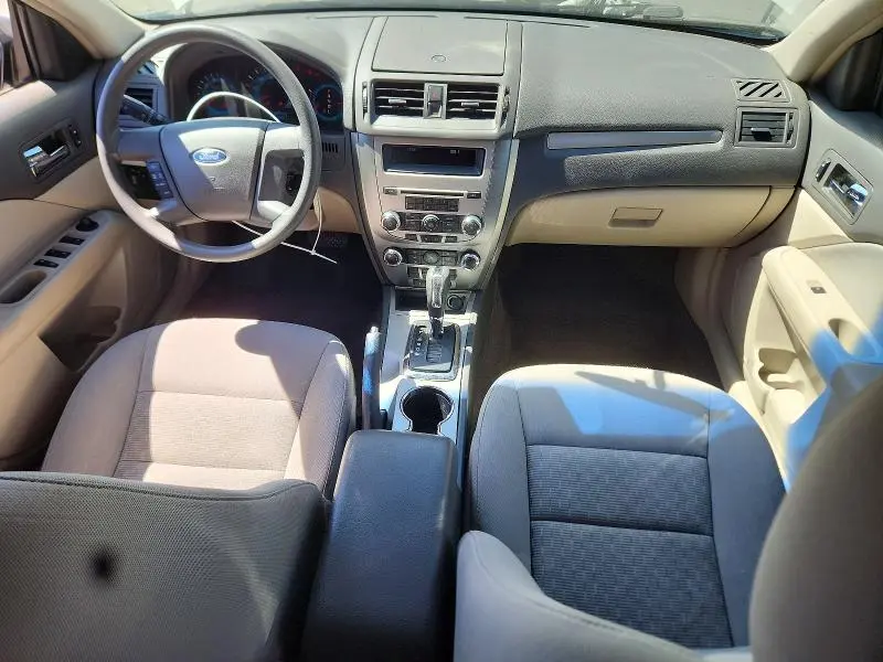 2010 FORD FUSION S  