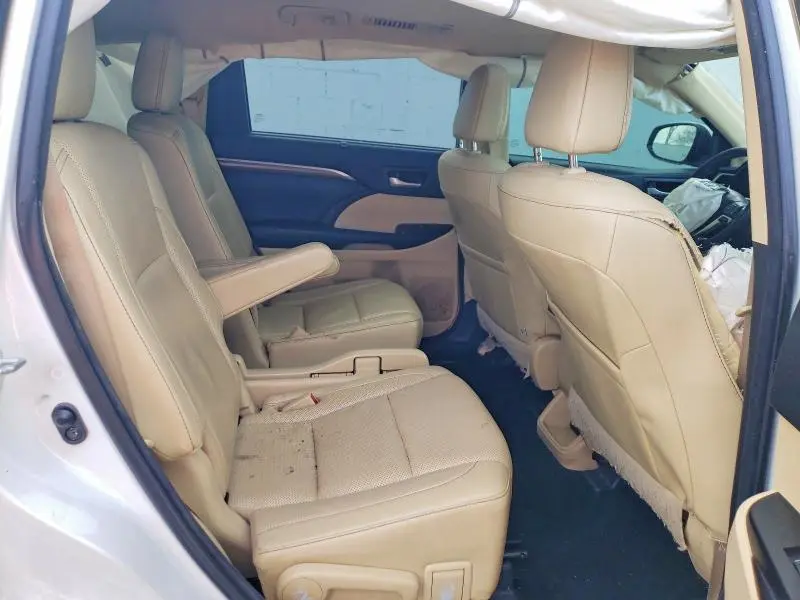 2017 TOYOTA HIGHLANDER LIMITED  