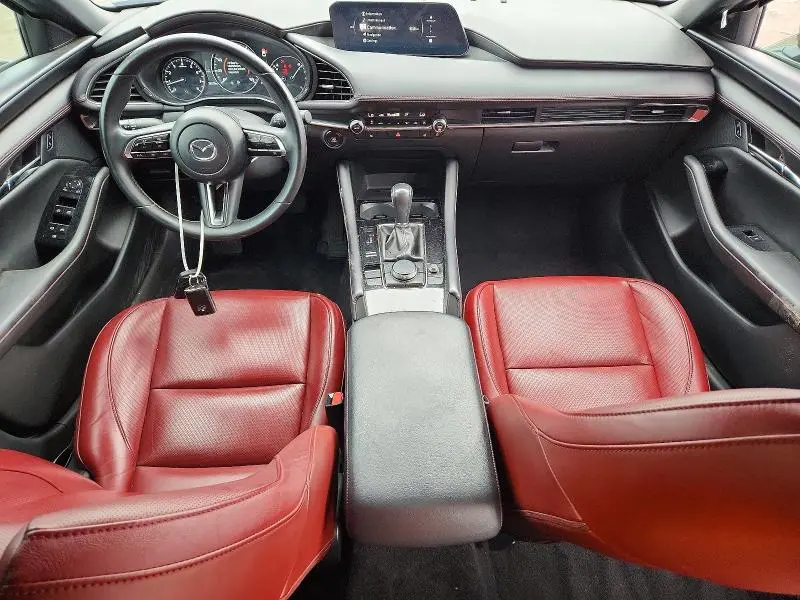 2024 MAZDA 3 PREFERRED  