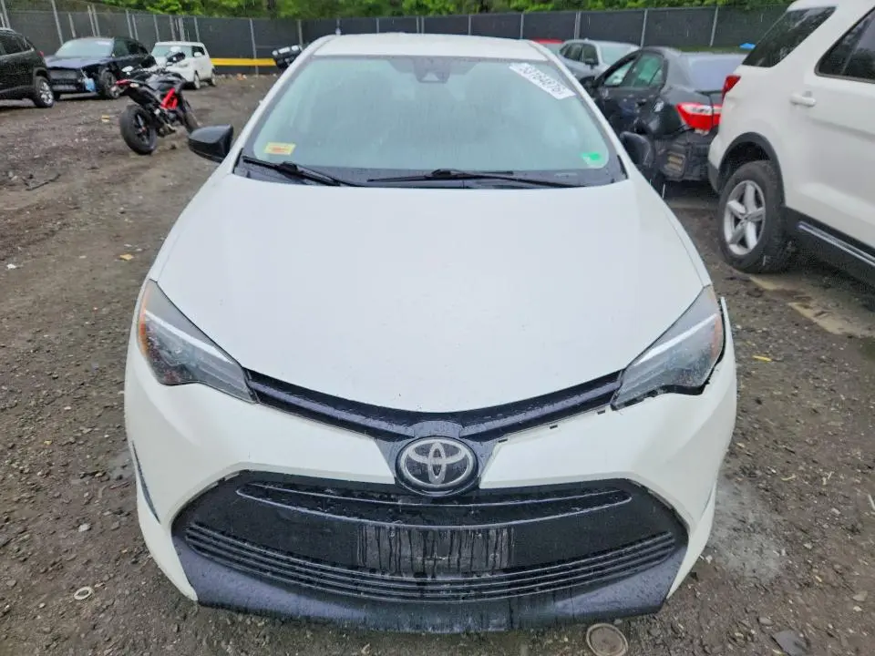 2018 TOYOTA COROLLA LE  