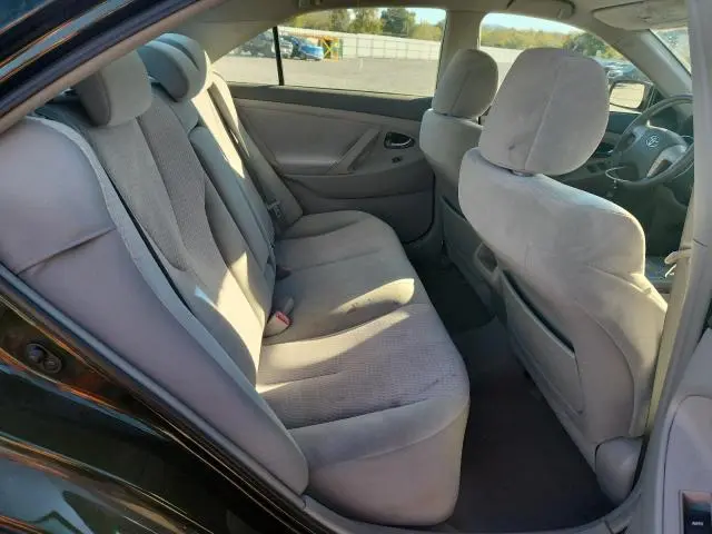 2011 TOYOTA CAMRY LE  