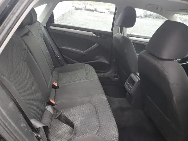 2014 VOLKSWAGEN PASSAT S  