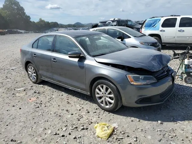 2012 VOLKSWAGEN JETTA SE  